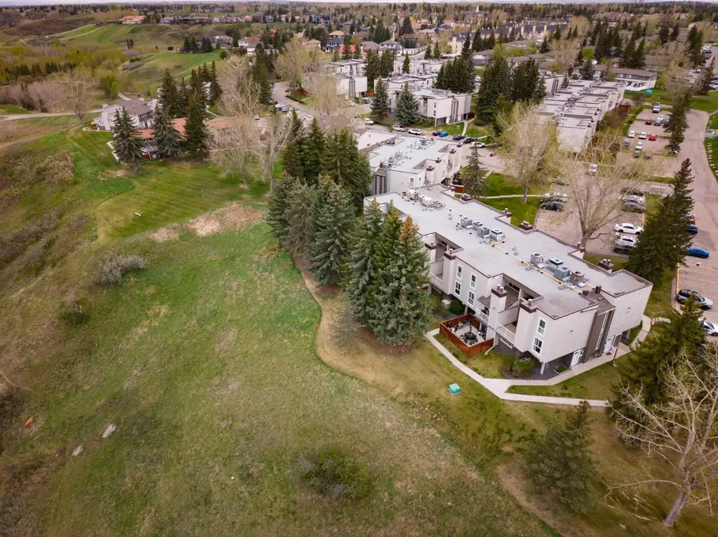 13104 Elbow Drive SW Calgary AB T2W 2P2