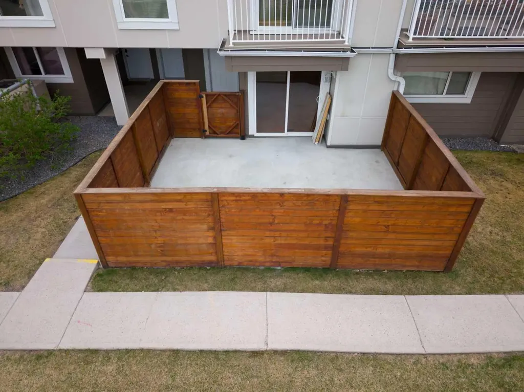 13104 Elbow Drive SW Calgary AB T2W 2P2