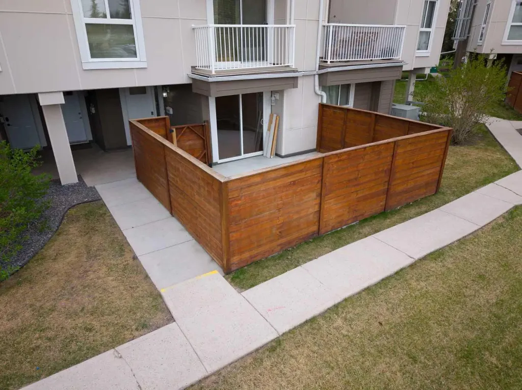 13104 Elbow Drive SW Calgary AB T2W 2P2