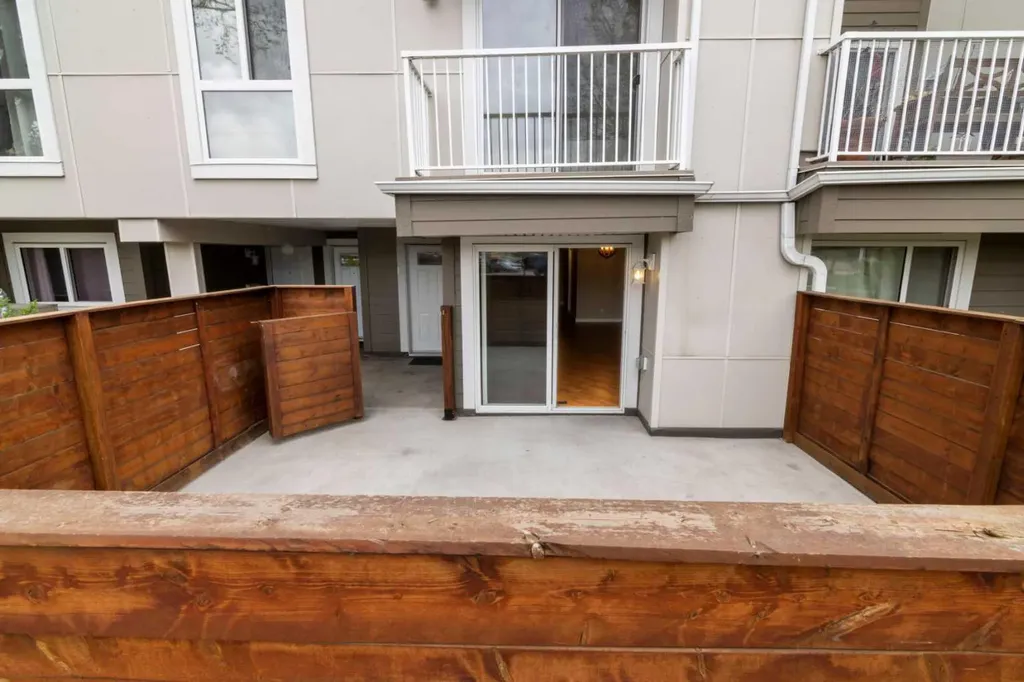 13104 Elbow Drive SW Calgary AB T2W 2P2