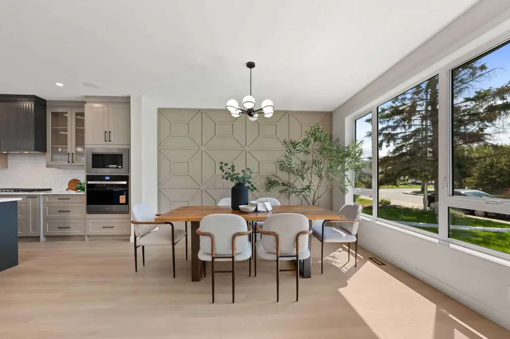 4608 81 Street NW Calgary AB T3B 2P6