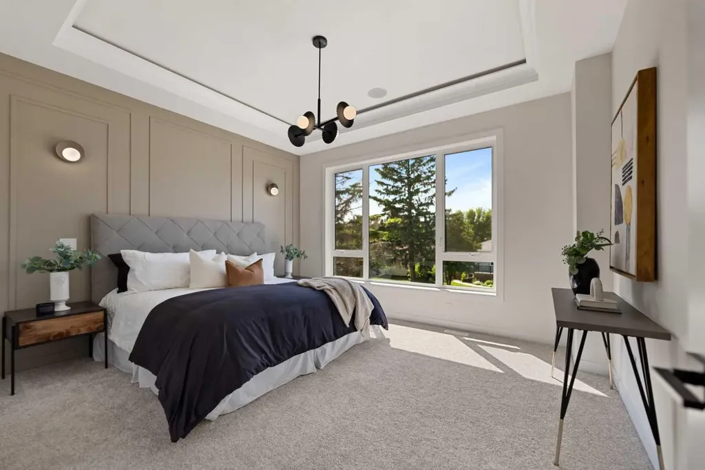4608 81 Street NW Calgary AB T3B 2P6