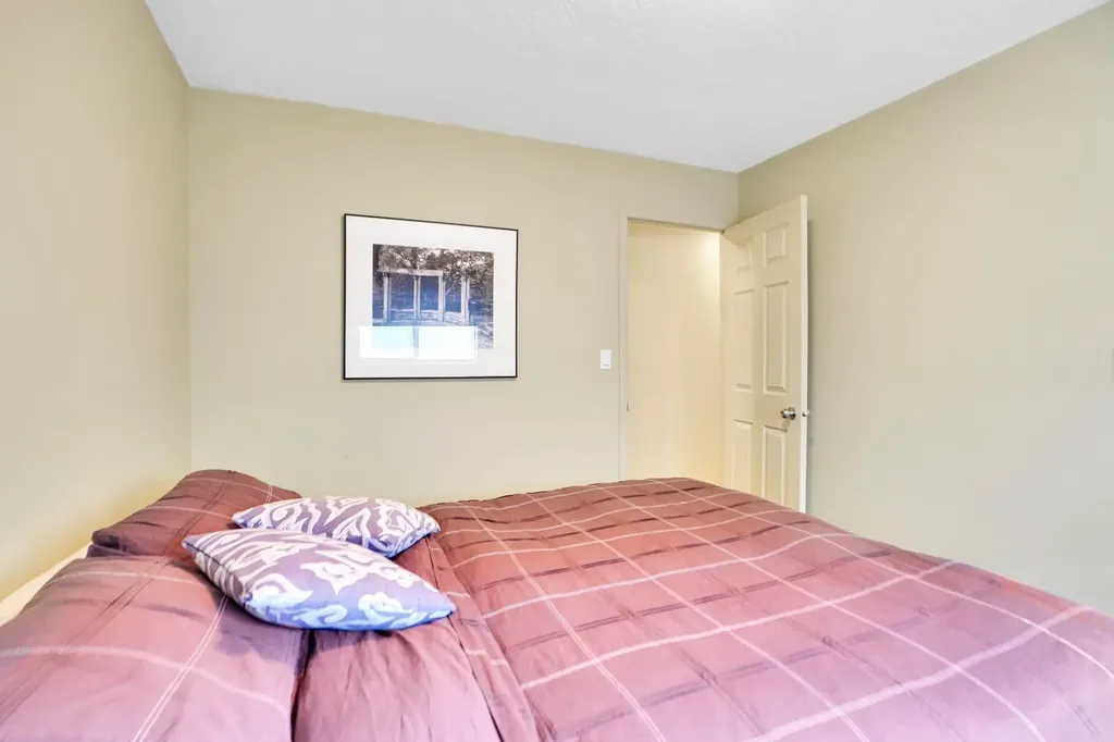 823 19 Avenue SW Calgary AB T2T0H6