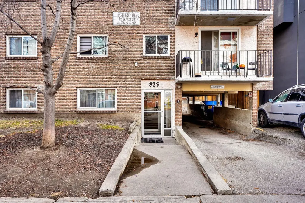 823 19 Avenue SW Calgary AB T2T0H6