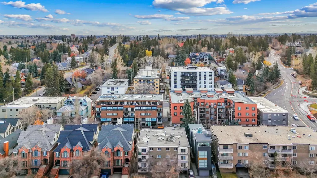 823 19 Avenue SW Calgary AB T2T0H6
