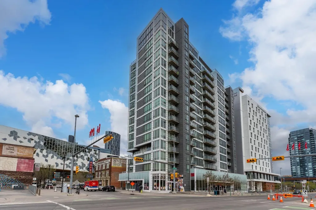 450 8 Avenue SE Calgary AB T2G 1T2