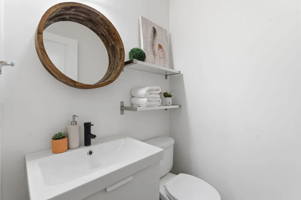 74 Tuscany Springs Hill NW Calgary AB T3L 3E4