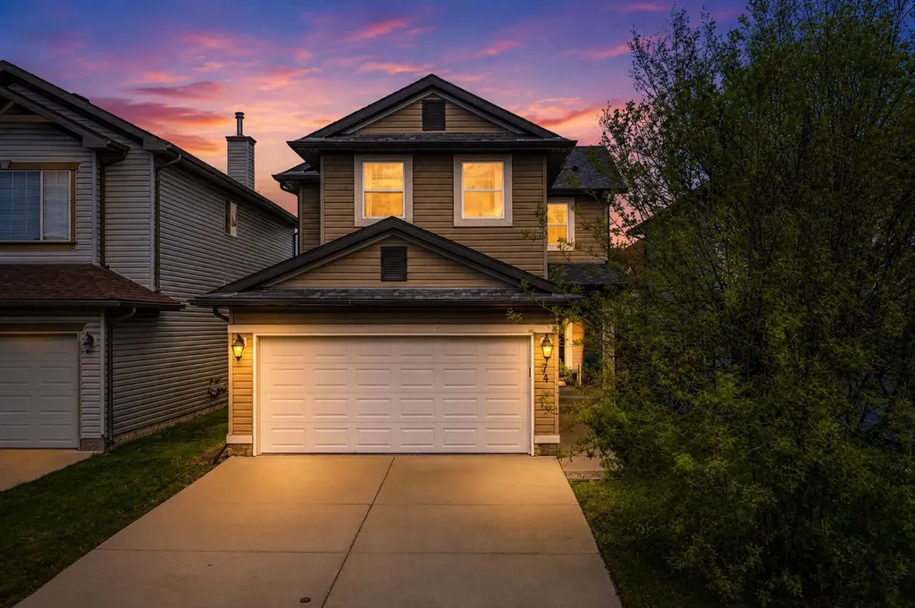 74 Tuscany Springs Hill NW Calgary AB T3L 3E4