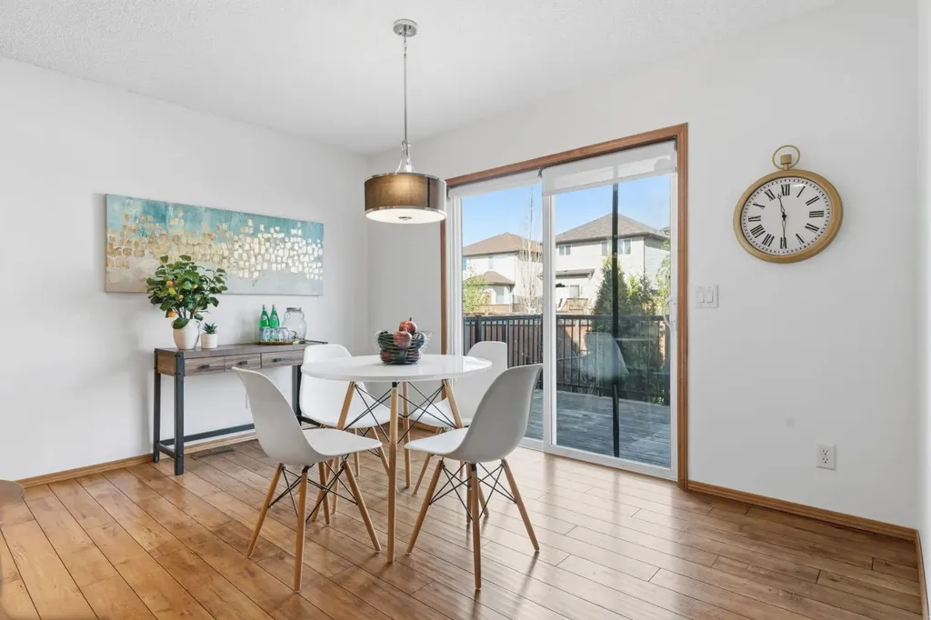 74 Tuscany Springs Hill NW Calgary AB T3L 3E4