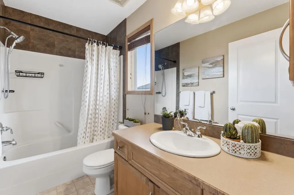74 Tuscany Springs Hill NW Calgary AB T3L 3E4