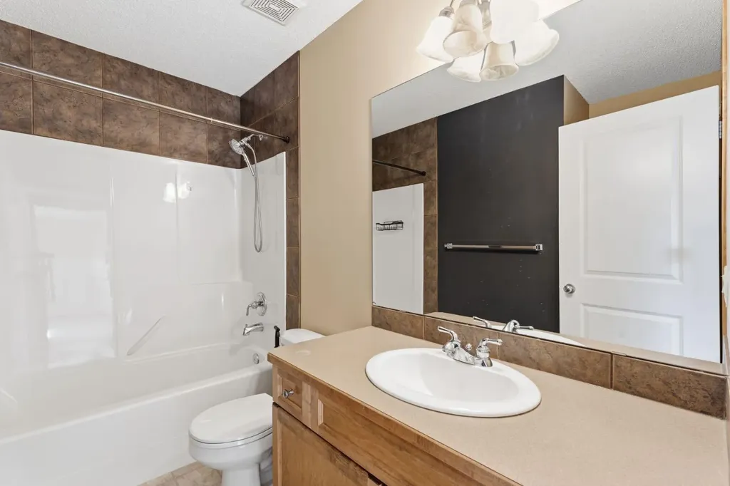 74 Tuscany Springs Hill NW Calgary AB T3L 3E4
