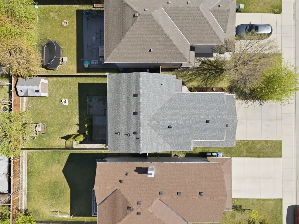 74 Tuscany Springs Hill NW Calgary AB T3L 3E4