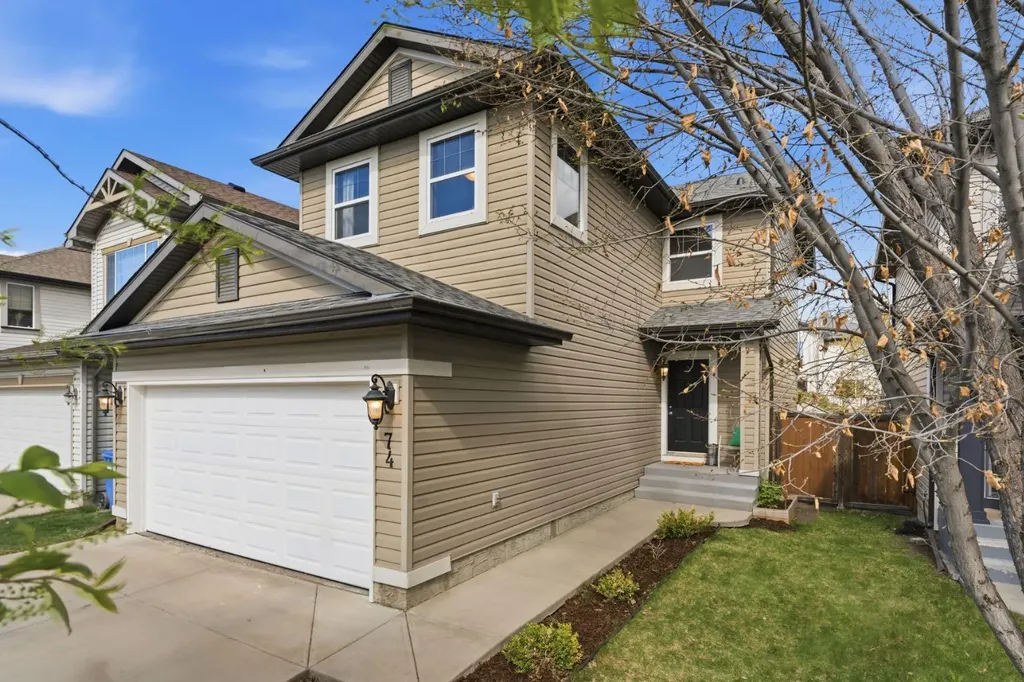 74 Tuscany Springs Hill NW Calgary AB T3L 3E4