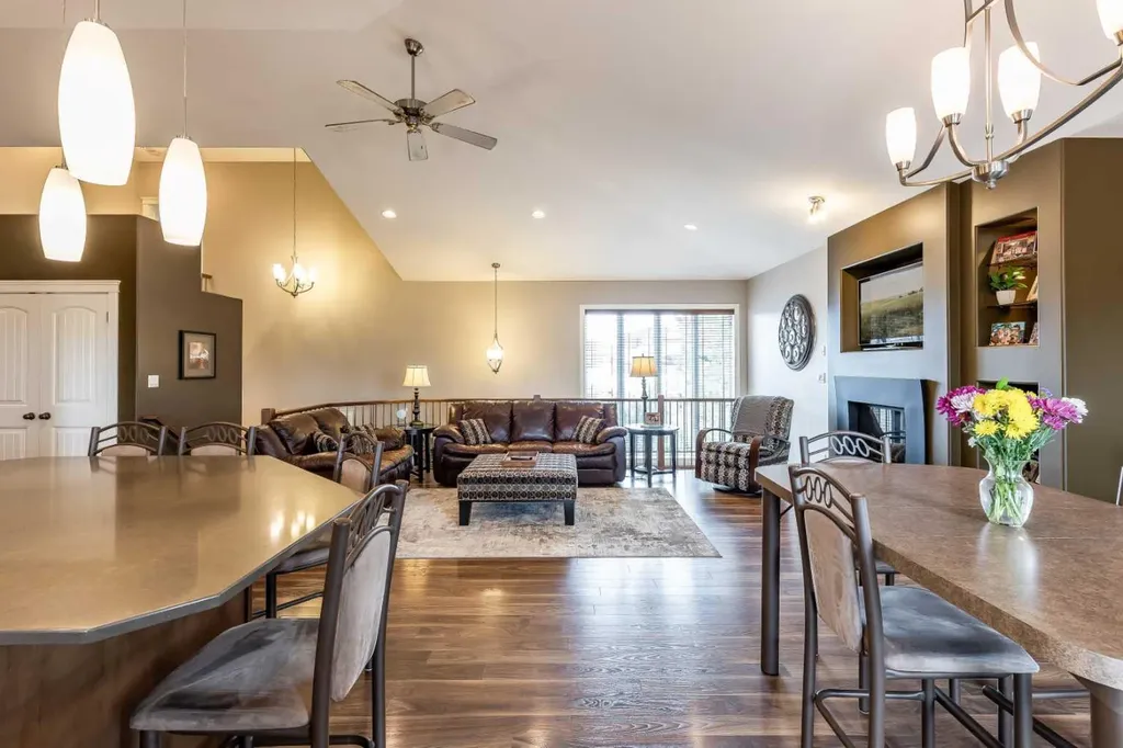 207 Hamptons Way SE Medicine Hat AB T1B 0E1