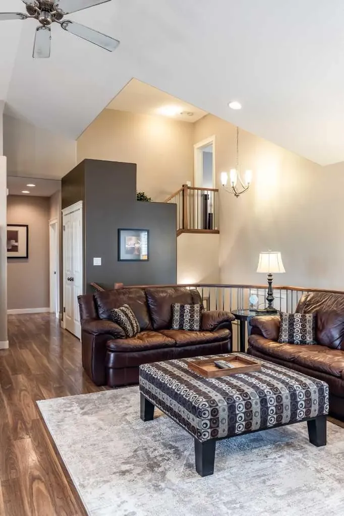 207 Hamptons Way SE Medicine Hat AB T1B 0E1