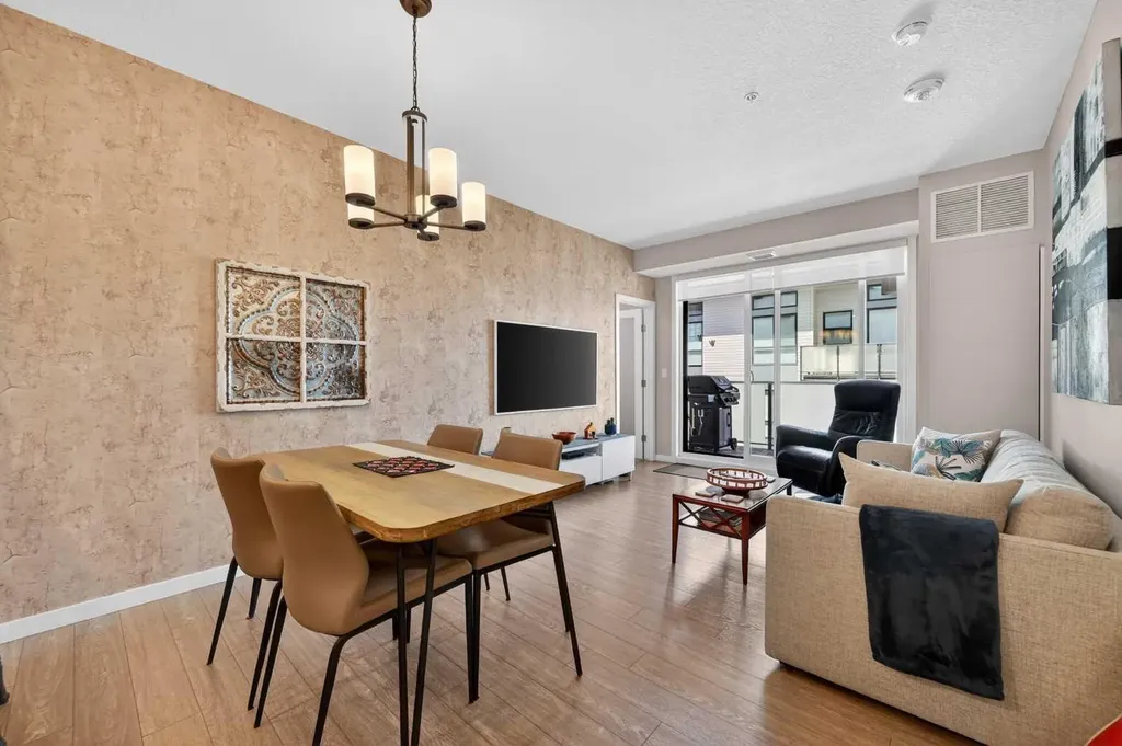 122 Mahogany Centre SE Calgary AB T3M 2Y1