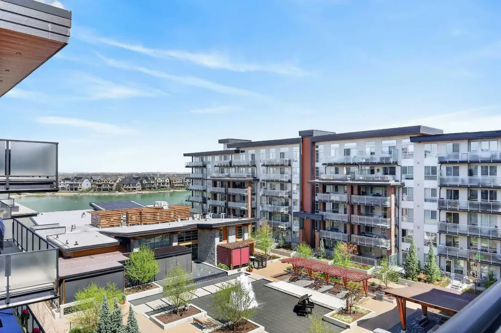 122 Mahogany Centre SE Calgary AB T3M 2Y1