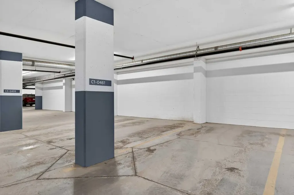 122 Mahogany Centre SE Calgary AB T3M 2Y1