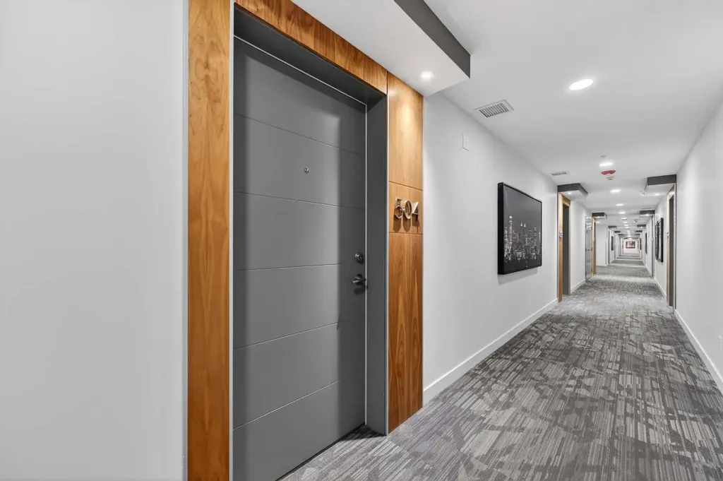122 Mahogany Centre SE Calgary AB T3M 2Y1