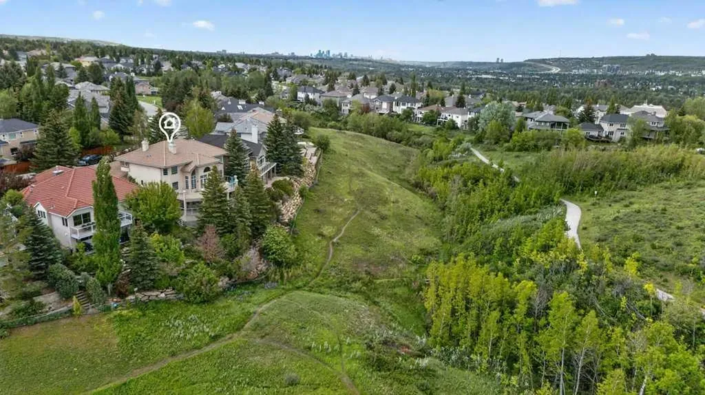 152 Scenic Ridge Crescent NW Calgary AB T3L 1V7