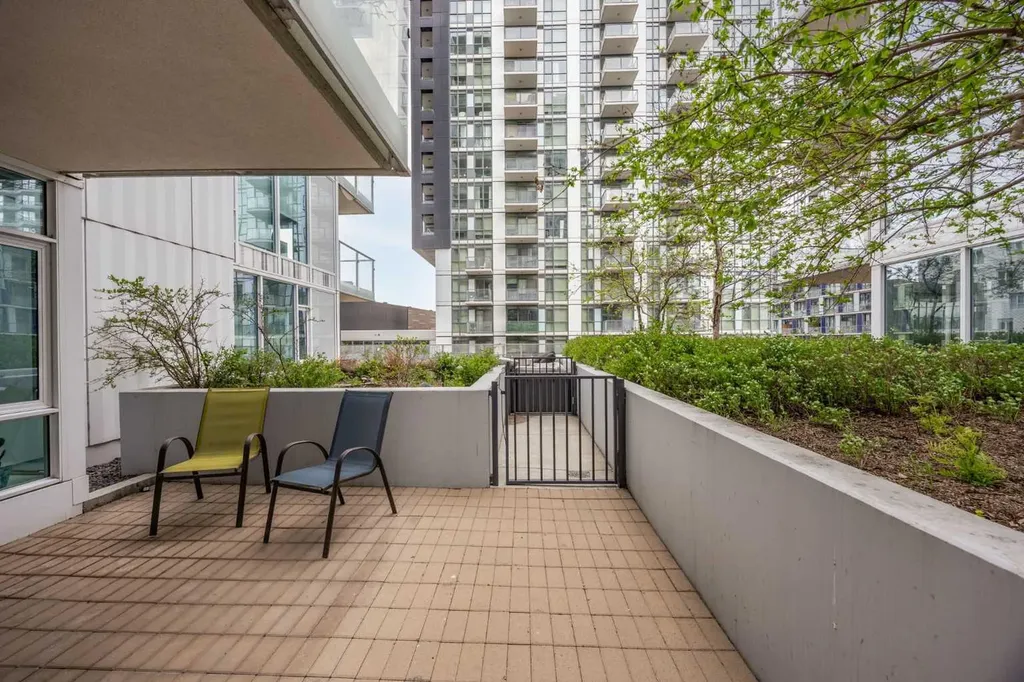 519 Riverfront Avenue SE Calgary AB T2G 5C3