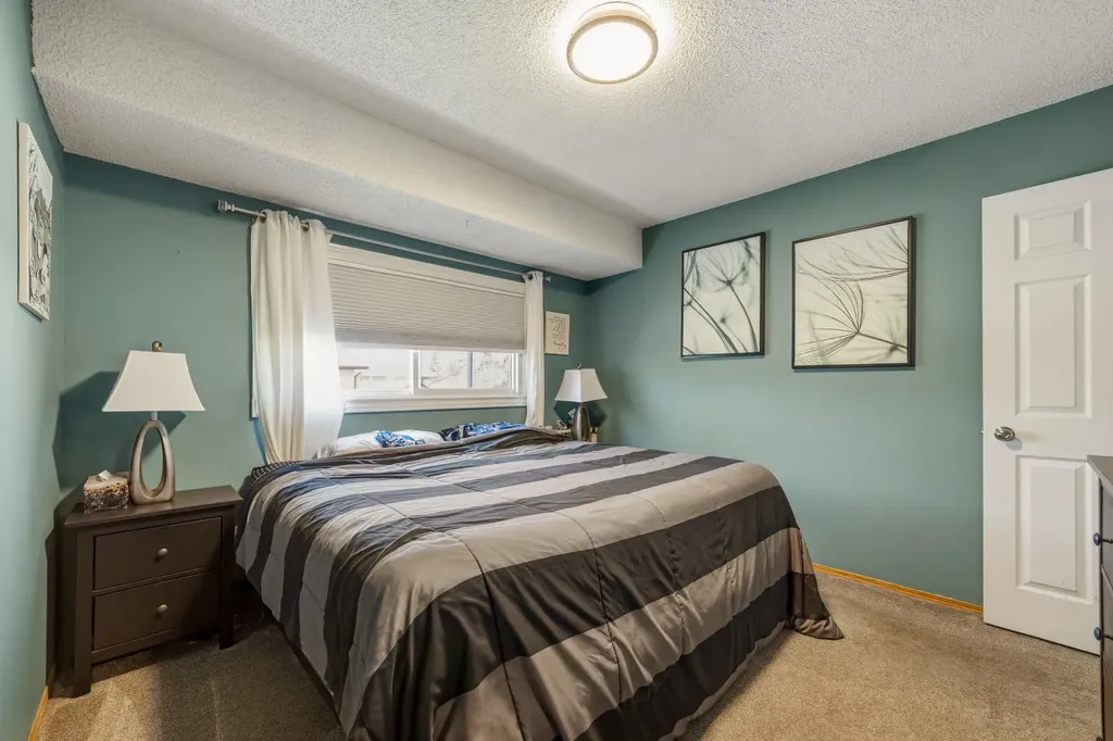 20 Columbia Bay W Lethbridge AB T1K 5A7