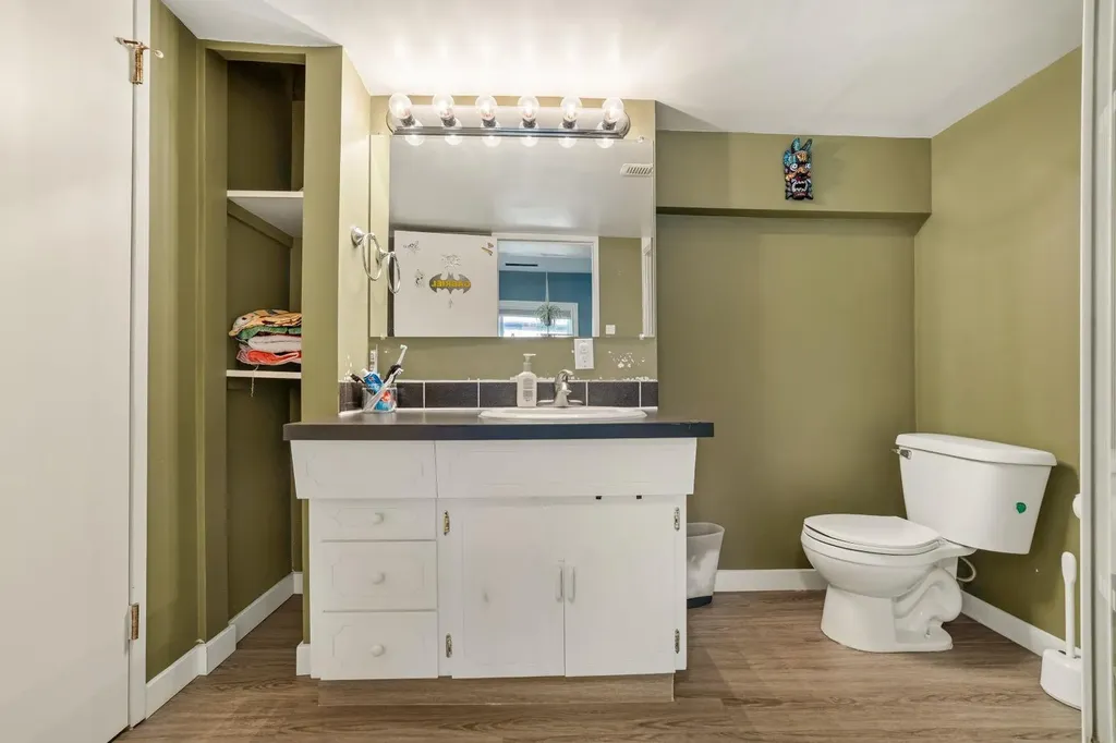 20 Columbia Bay W Lethbridge AB T1K 5A7