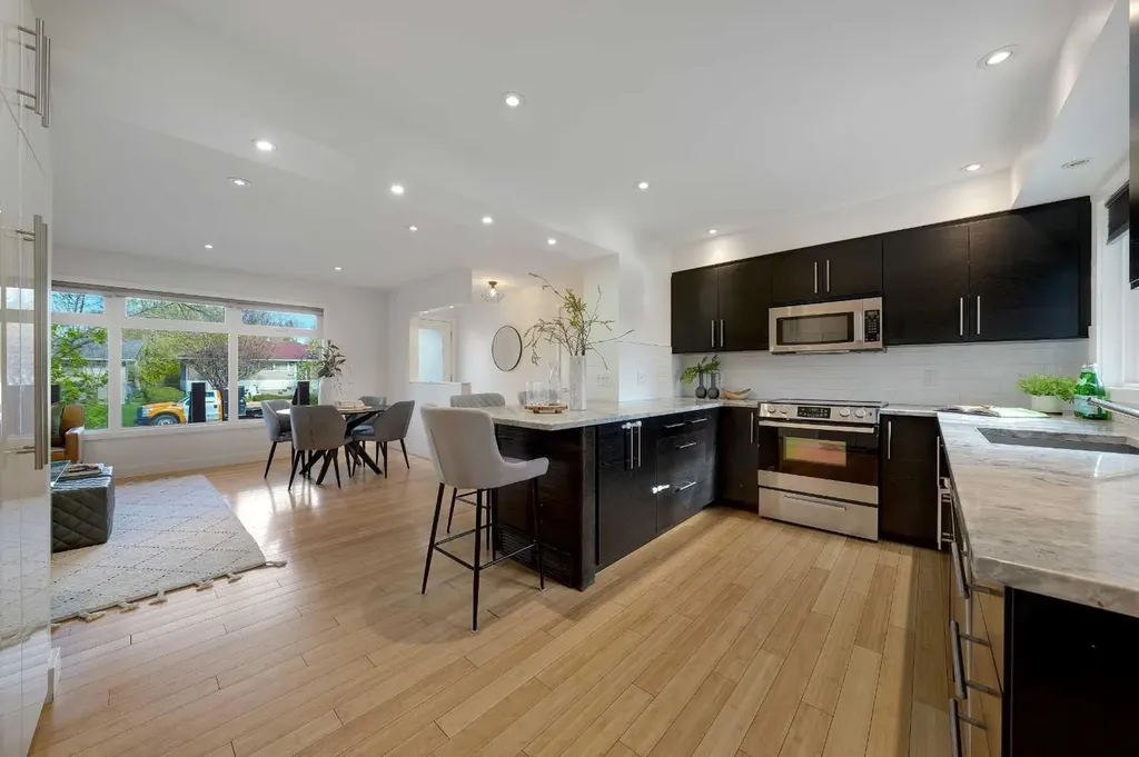 113 Langton Drive SW Calgary AB T3E 5G1