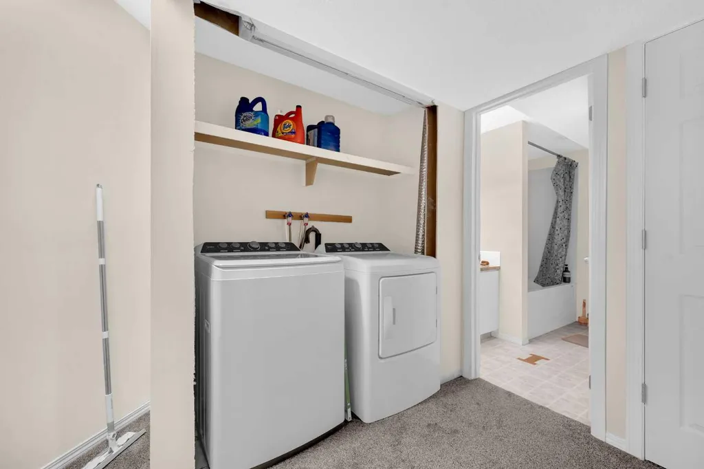 51 Coral Reef Close NE Calgary AB T3J3Y4