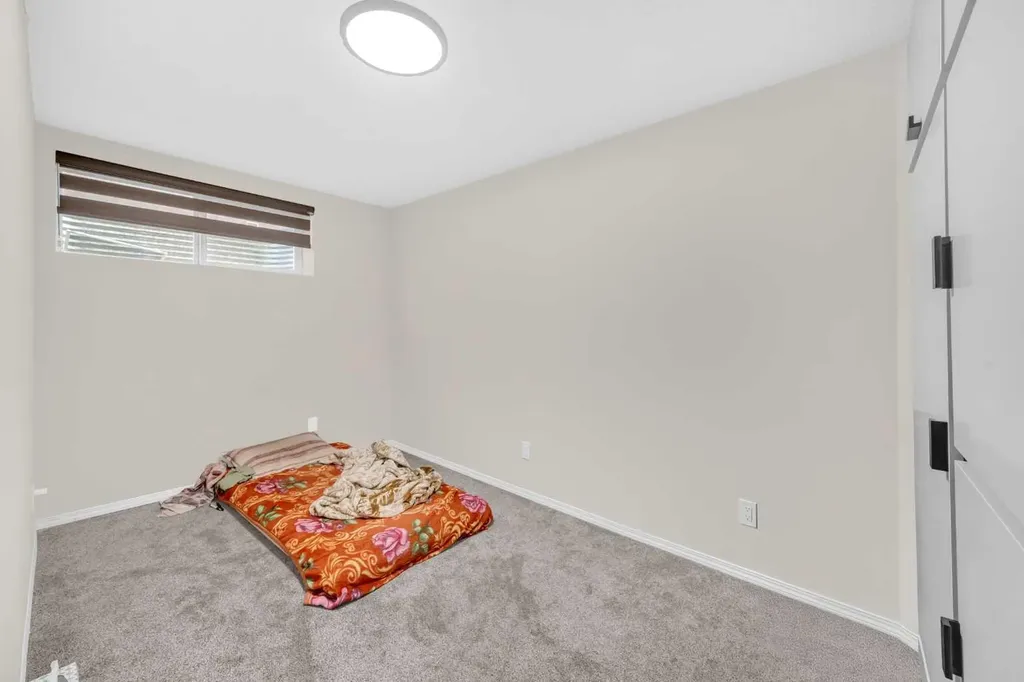 51 Coral Reef Close NE Calgary AB T3J3Y4