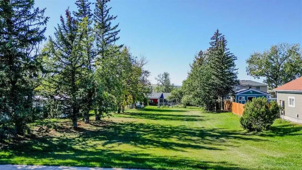 731 2 Street E Cardston AB T0K 0K0