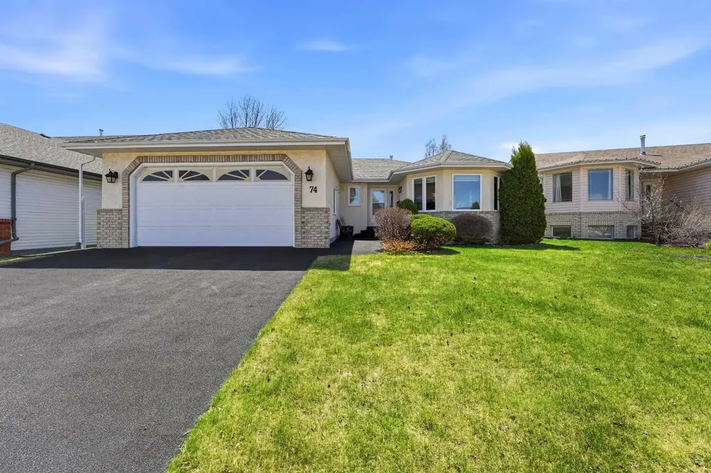 74 Donnelly Crescent Red Deer AB T4R 2L8