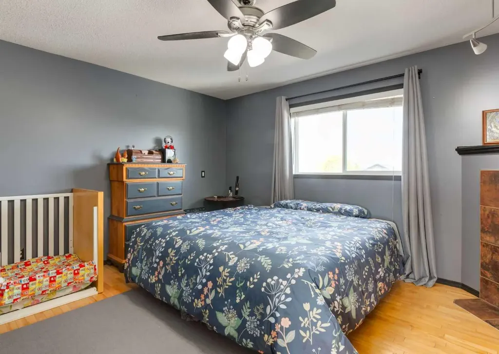 244 Stonegate Close NW Airdrie AB T4B 2V3
