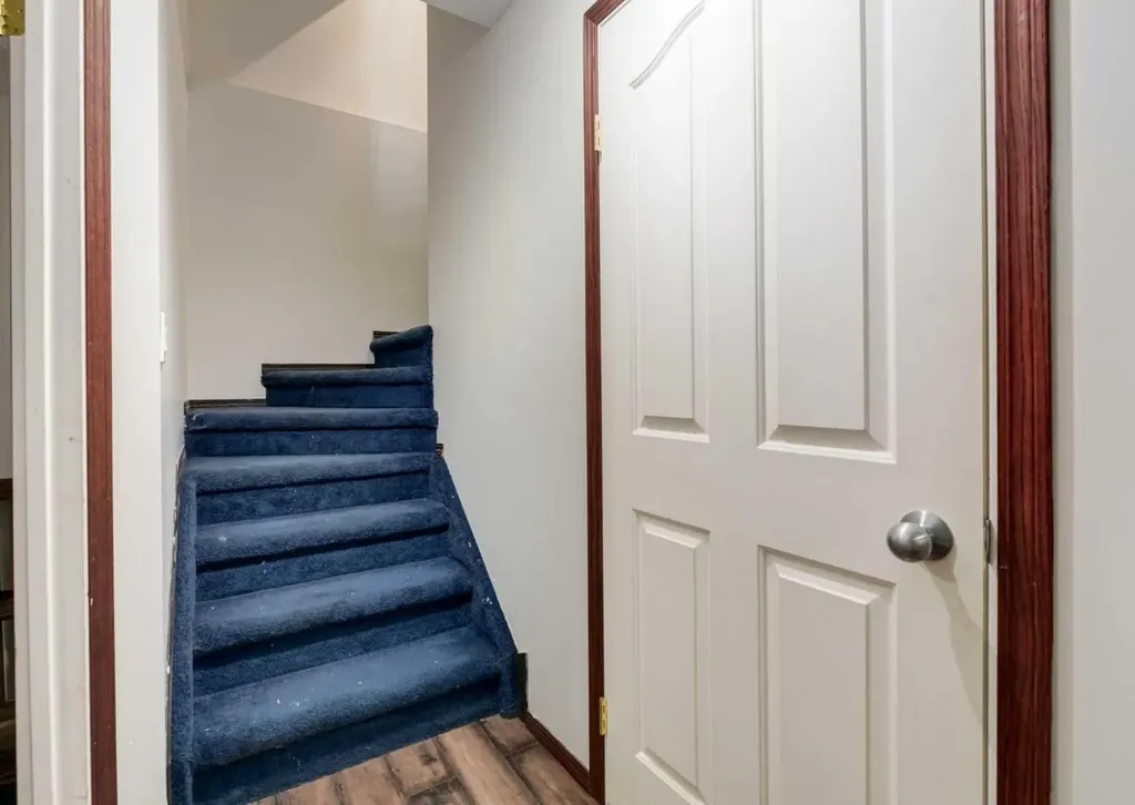 244 Stonegate Close NW Airdrie AB T4B 2V3