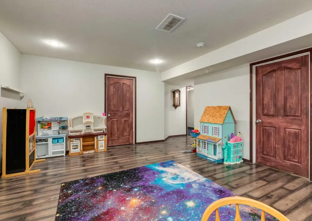 244 Stonegate Close NW Airdrie AB T4B 2V3