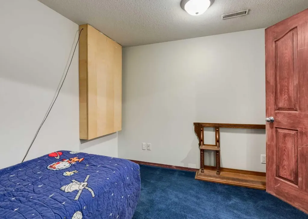 244 Stonegate Close NW Airdrie AB T4B 2V3