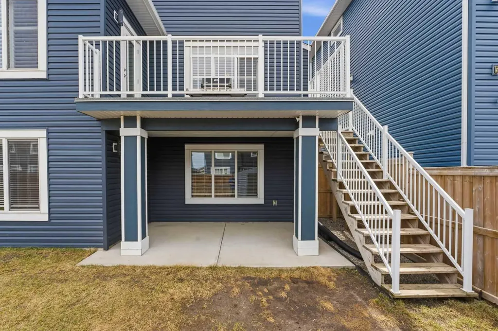 660 Harrison Court Crossfield AB T0M0S0