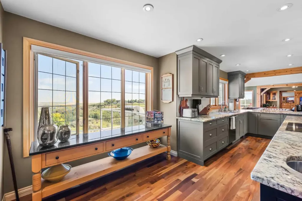 98 Equestrian Drive Rural Rocky View County AB T3R 1C9