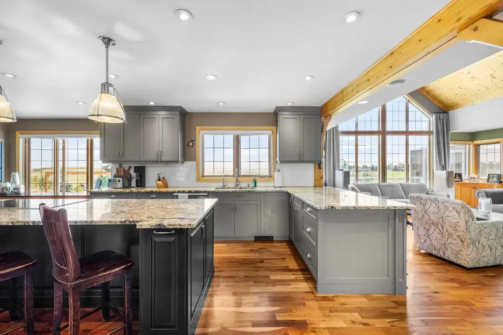 98 Equestrian Drive Rural Rocky View County AB T3R 1C9