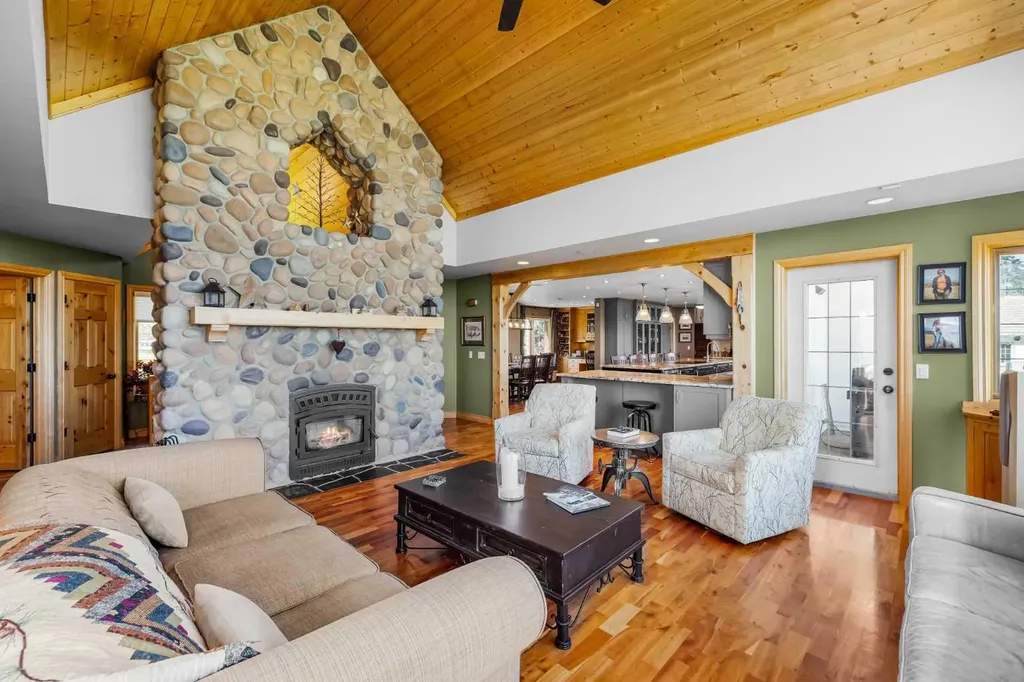 98 Equestrian Drive Rural Rocky View County AB T3R 1C9