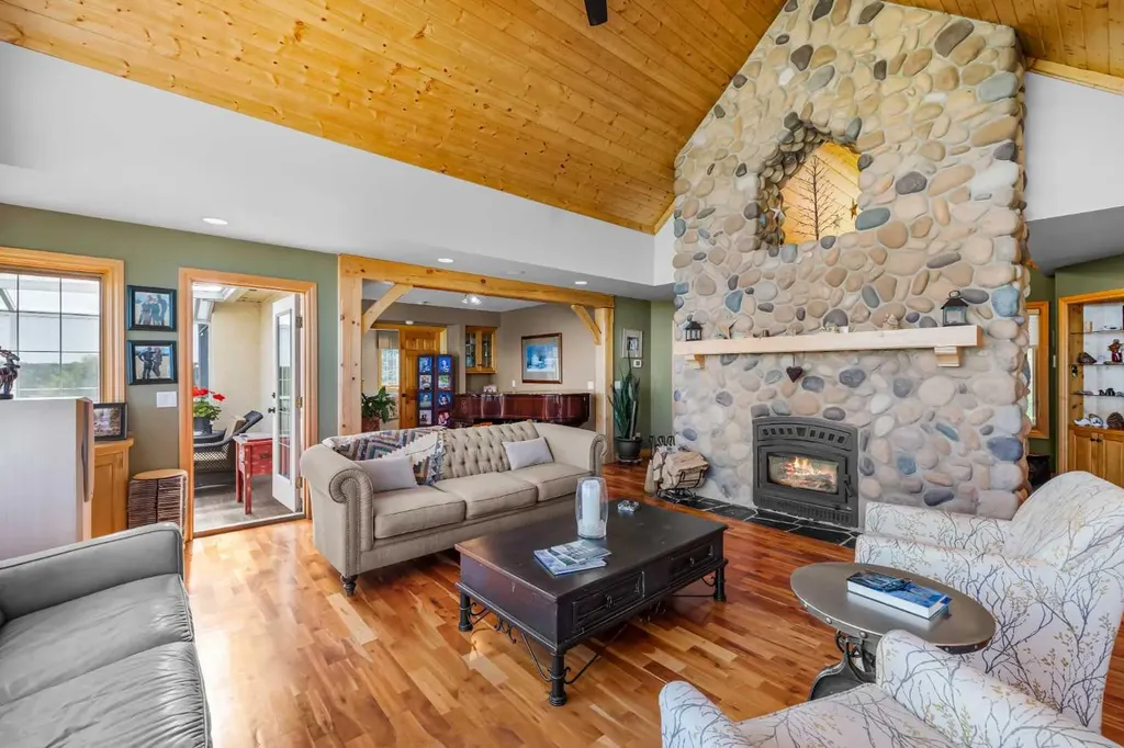 98 Equestrian Drive Rural Rocky View County AB T3R 1C9