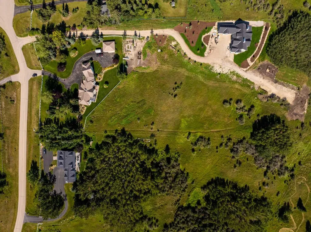 98 Equestrian Drive Rural Rocky View County AB T3R 1C9