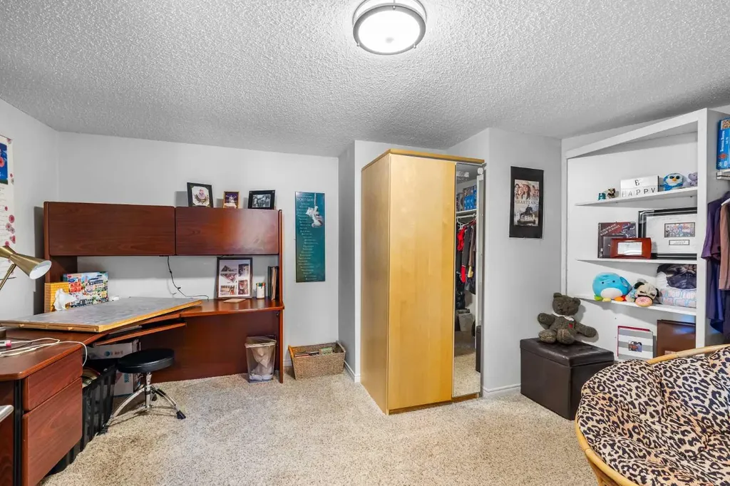 98 Equestrian Drive Rural Rocky View County AB T3R 1C9