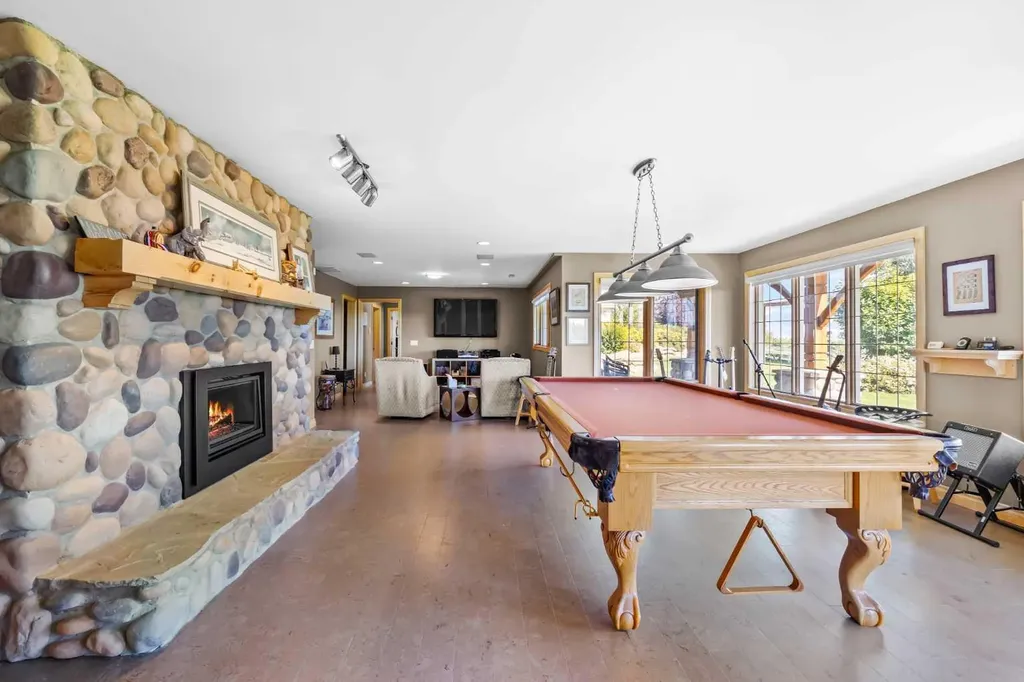 98 Equestrian Drive Rural Rocky View County AB T3R 1C9