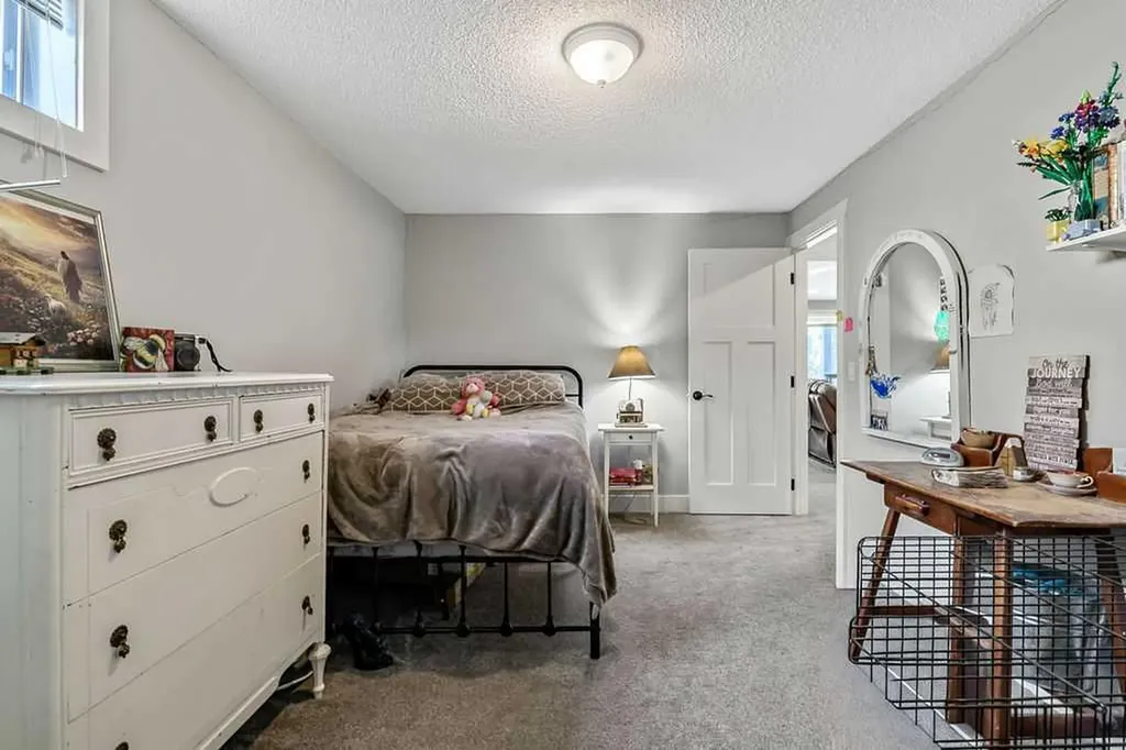 626 High View Park NW High River AB T1V 1E5