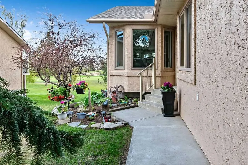 626 High View Park NW High River AB T1V 1E5