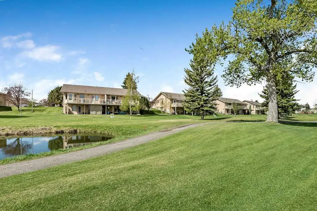 626 High View Park NW High River AB T1V 1E5