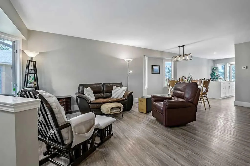 626 High View Park NW High River AB T1V 1E5