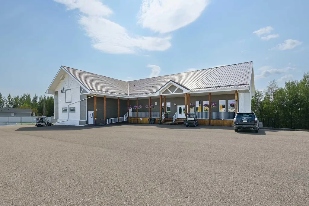 10046 Township Road 422 Rural Ponoka County AB T4J 1V9