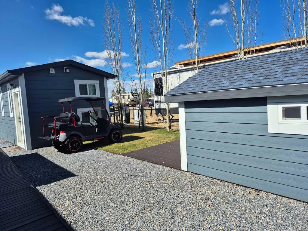 10046 Township Road 422 Rural Ponoka County AB T4J 1V9